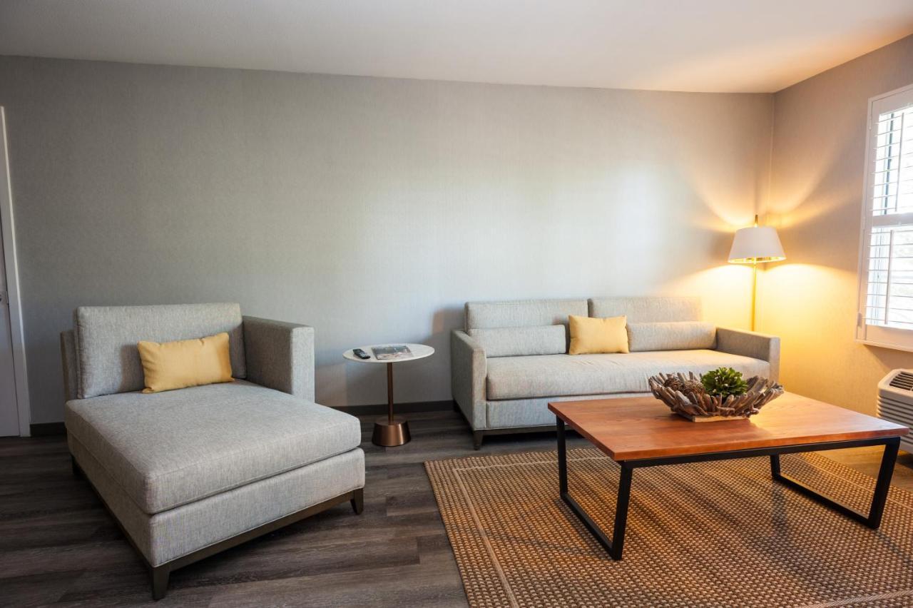 Hotel Indigo Napa Valley By Ihg Extérieur photo